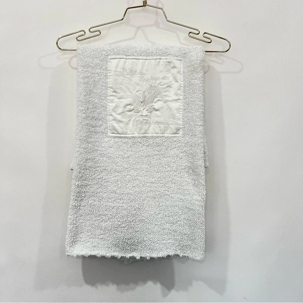 Barefoot Dreams Cozy Chic Blanket White Satin And Embroidery Elephant Style# 501